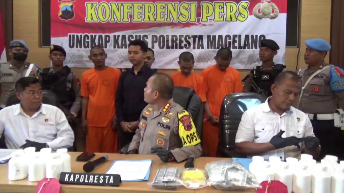 Penangkapan penjual puluhan ribu obat terlarang