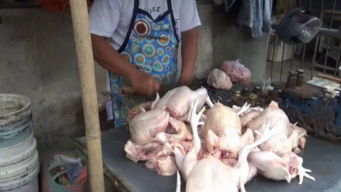 Harga Daging Ayam Potong Alami Kenaikan Sebelum Lebaran