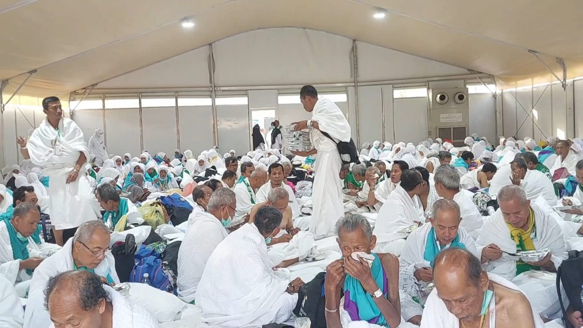 1.169 Tenda Disiapkan Untuk Jemaah Haji Indonesia Di Arafah