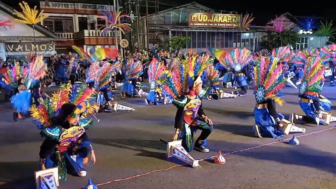 Kemeriahan Malam Takbir Karnaval Warungboto