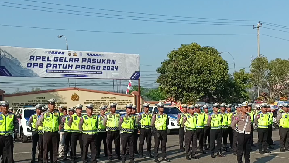 Polres Kulonprogo Laksanakan APEL Gelar Pasukan Operasi Patuh Progo 2024