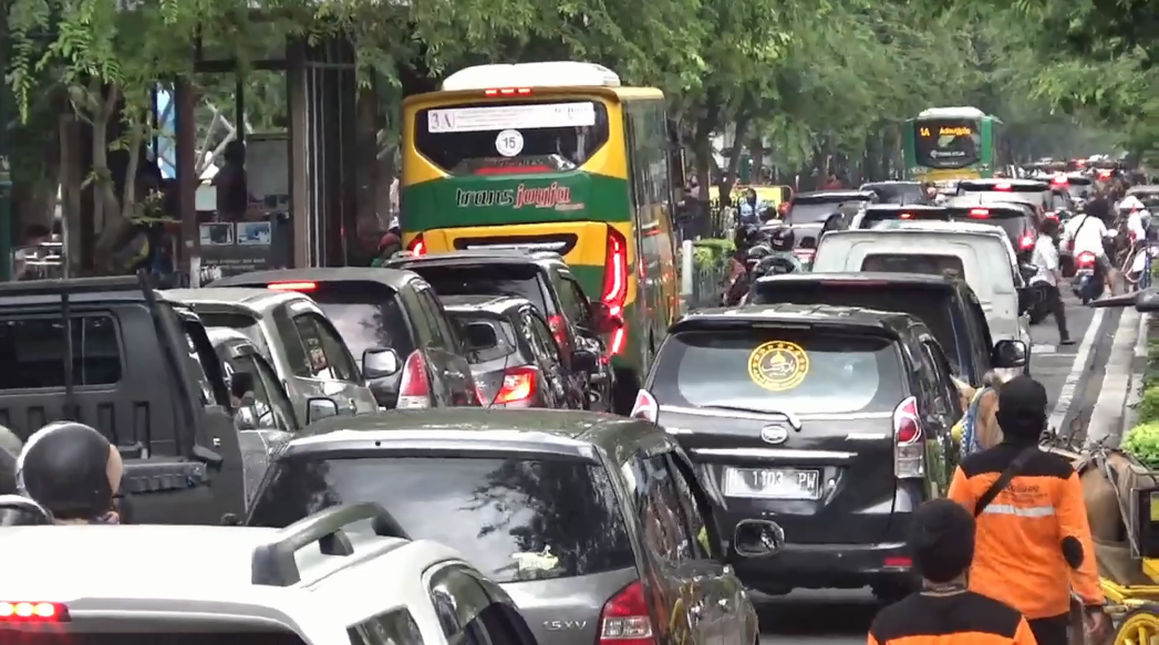 Liburan, Kawasan Wisata Malioboro Macet