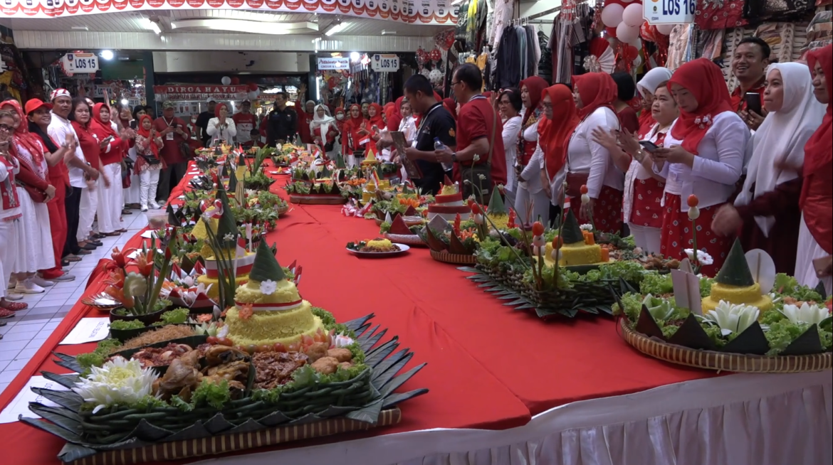 Peringatan HUT RI di Pasar Beringharjo