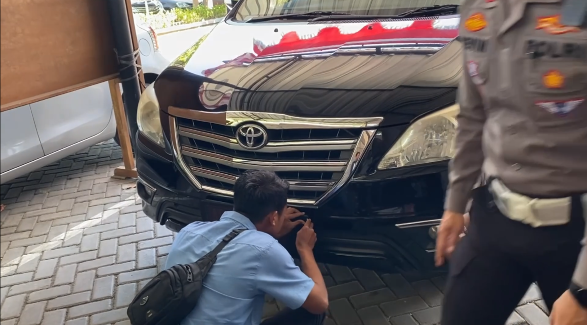 Ramai di Medsos Nopol Mobil Dinas di Gunungkidul Ditutup Kaca Gelap