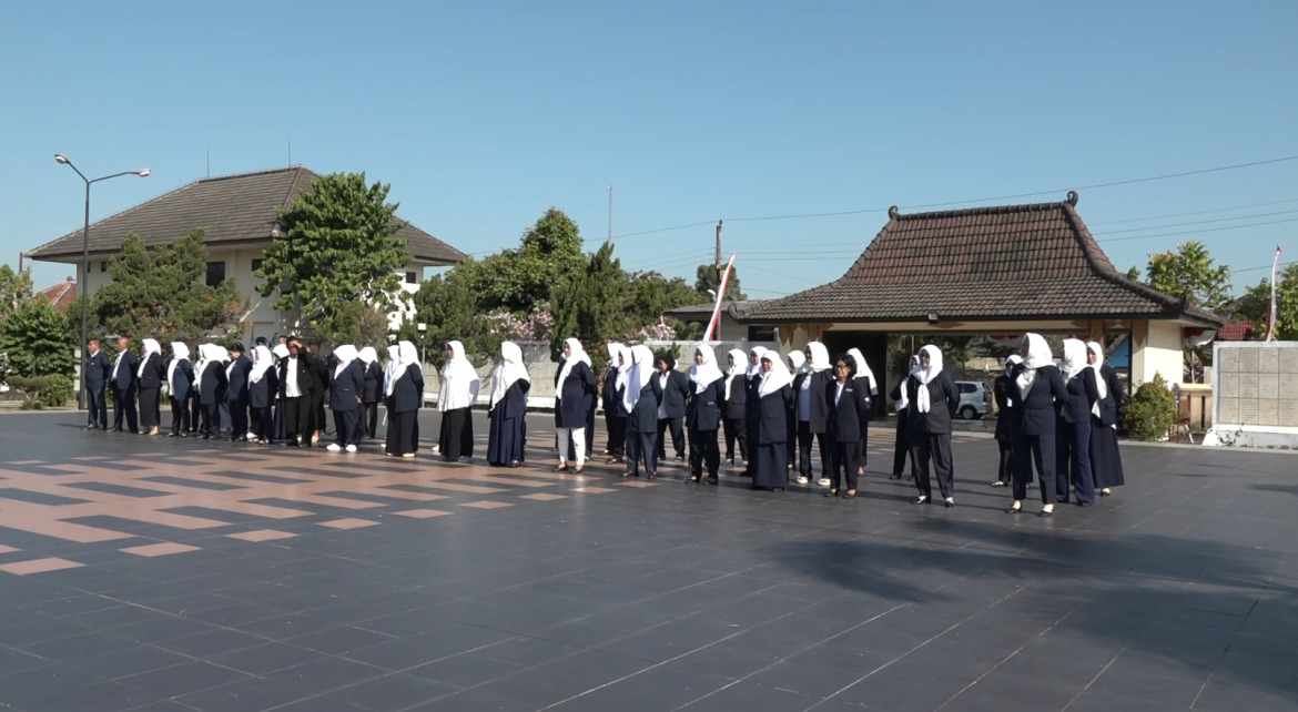 Ziarah Makam Pahlawan Momentum Kenang Semangat Perjuangan Pahlawan