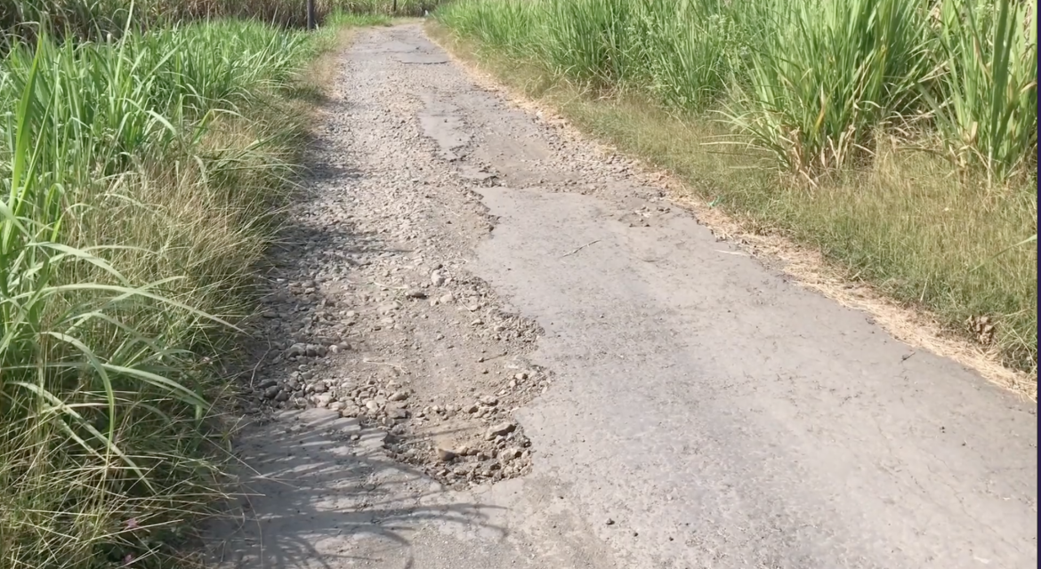 Jalan Rusak Warga Mengeluh Ke Pemkab Kulonprogo