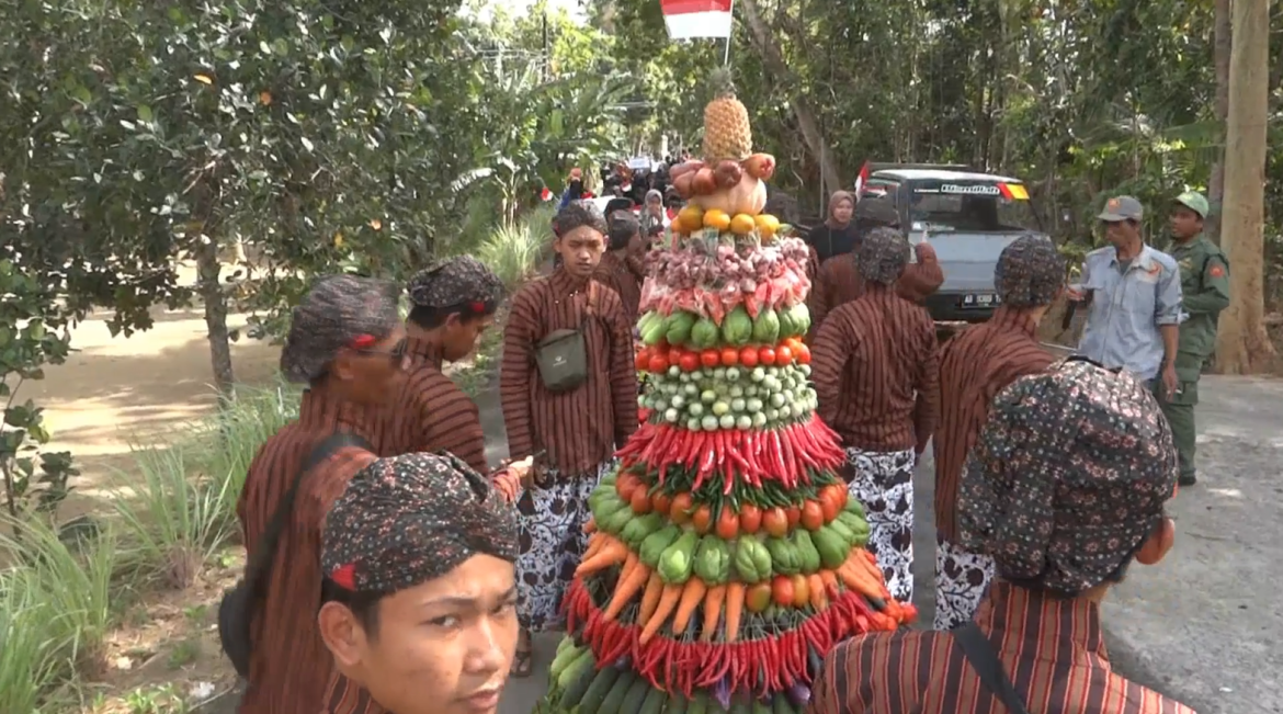 Nglestantunaken Budaya Mangayubagya Pengetan Kamardikan RI