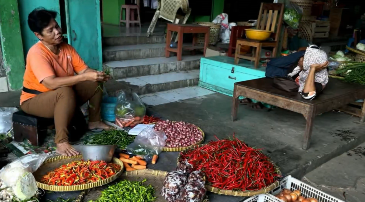 Harga Sayur dan Cabai Turun, Pedagang Sepi Pembeli