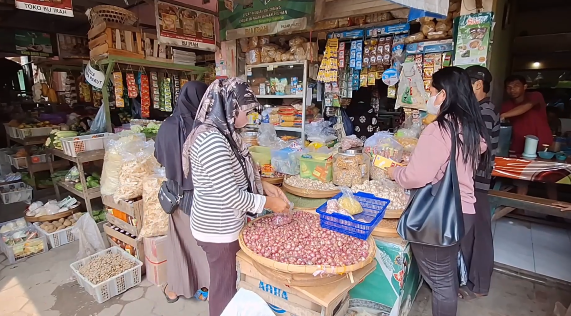 Harga Bawang Merah Melonjak Drastis