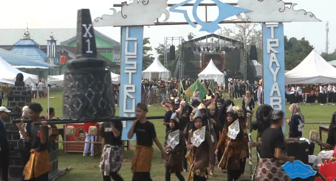 Kirab Budaya Pelajar Kuatkan Sekolah Berbasis Budaya