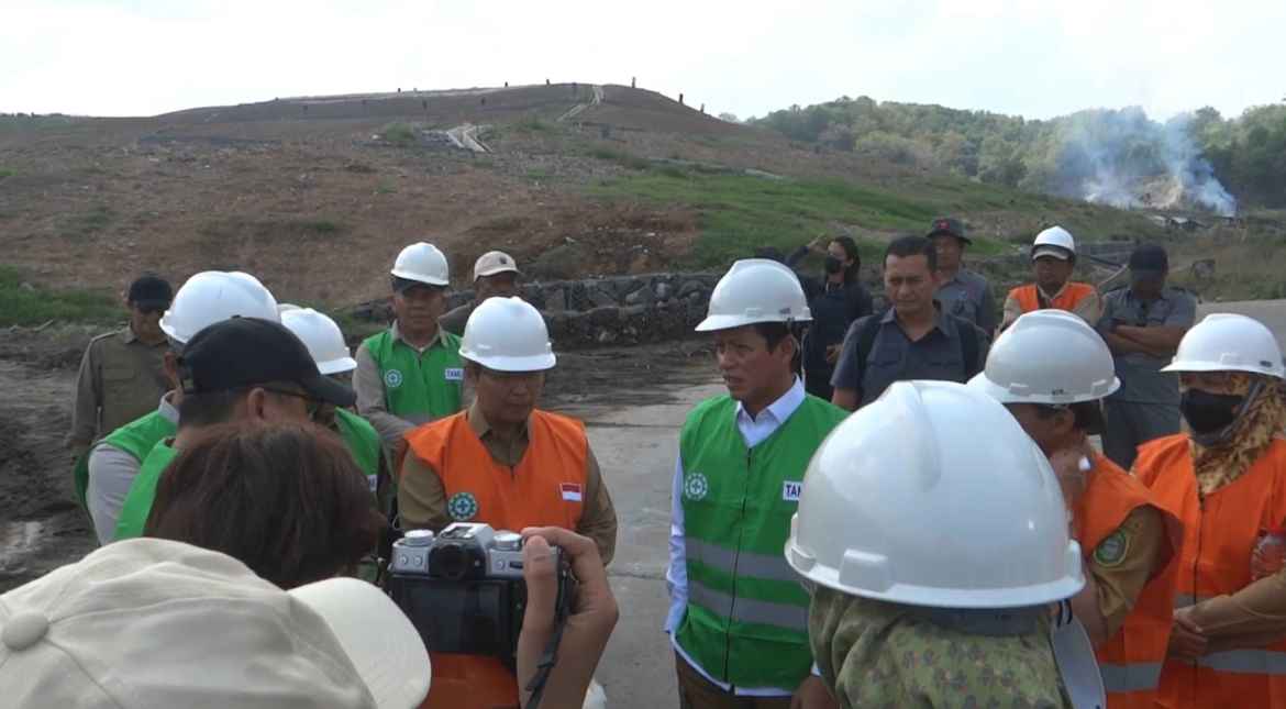 Menteri LH Instruksikan Daerah Kuatkan Pengolahan Sampah di Hulu