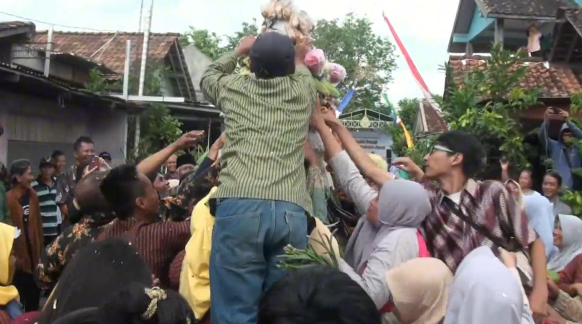 Ngruwat Bumi, Sarana Perkuat Kampung Buah Candimulyo