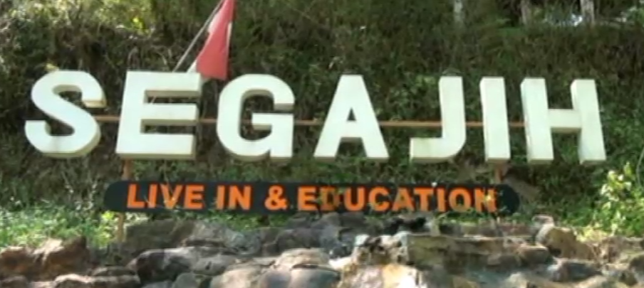 Segajih Life In And Education