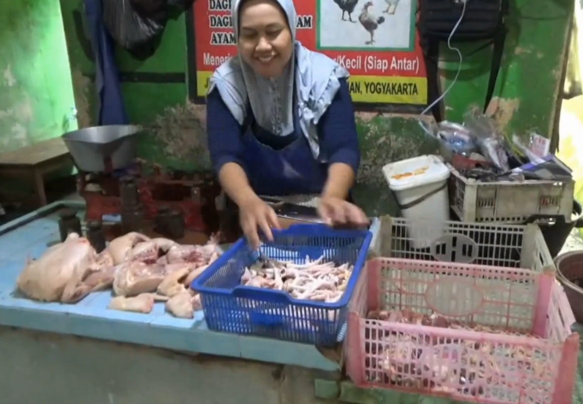 Dekati Momen Nataru Harga Daging Ayam Turun