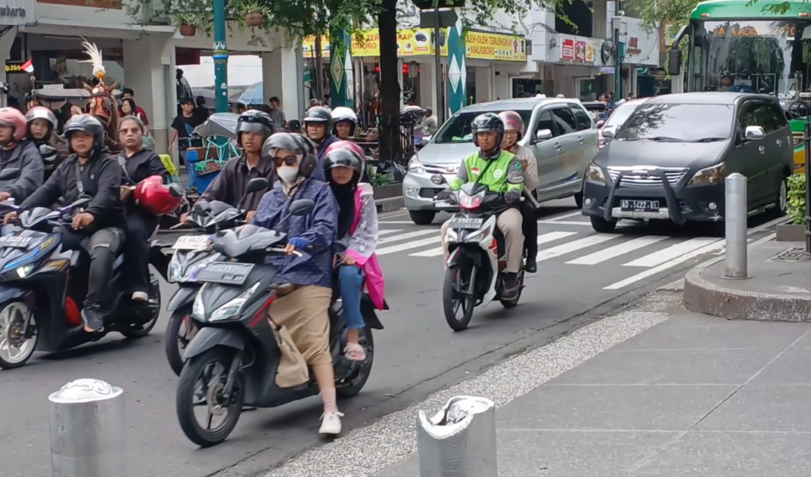 H-3 Tahun Baru 2025, Kawasan Malioboro Terus Dipadati Wisatawan