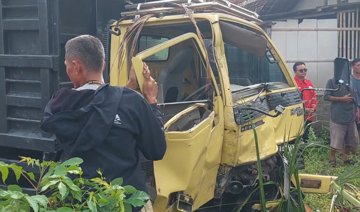 Kecelakaan Karambol Truk dan Pickup Terjadi di Kulonprogo