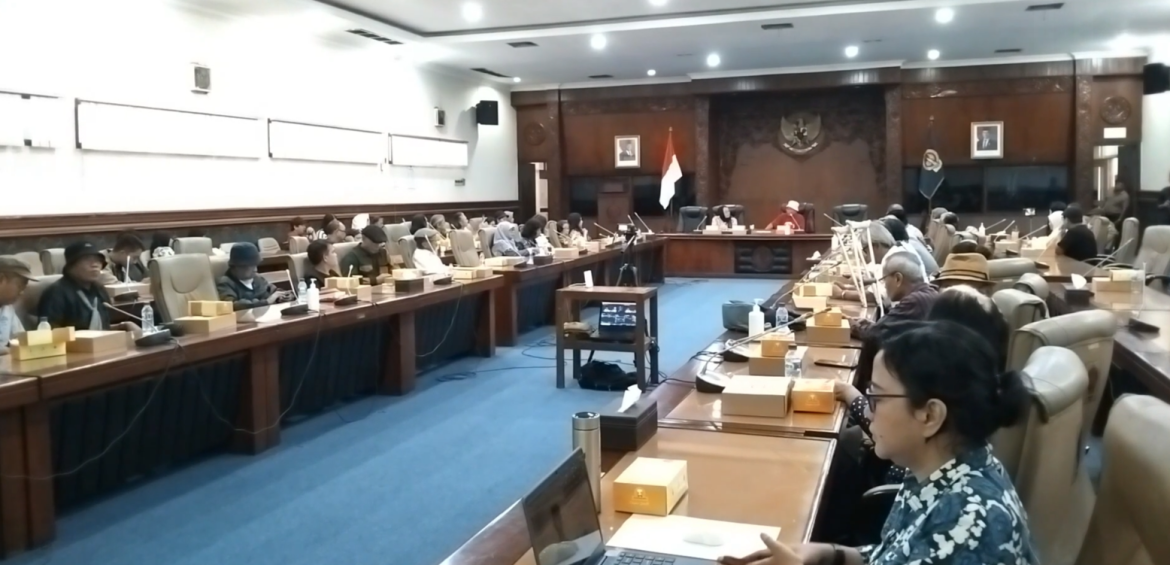 Membangun Kembali Demokrasi di DPRD DIY