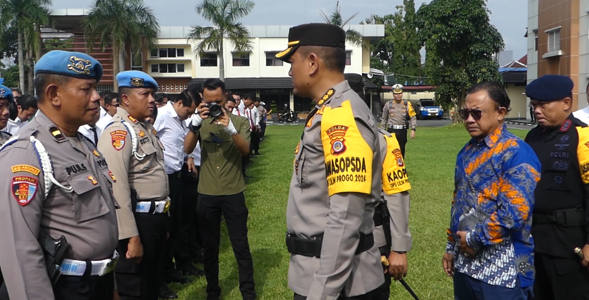 Pemeriksaan Serentak Senpi Anggota Polri