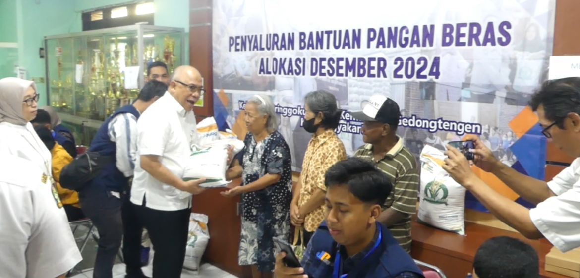 Puluhan Ribu KK Terima Bantuan Pangan Desember 2024