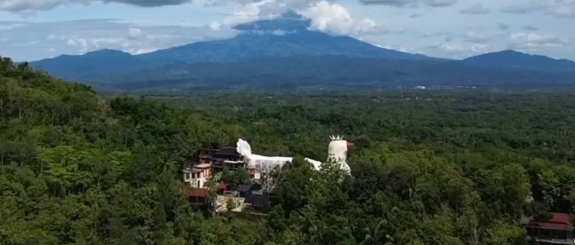 Wisata Bukit Rhema Gereja Ayam