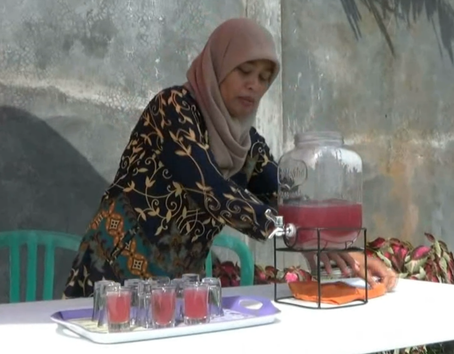 Jamu Kencur Hitam, Minuman Tradisional Racikan IRT di Pules Kidul